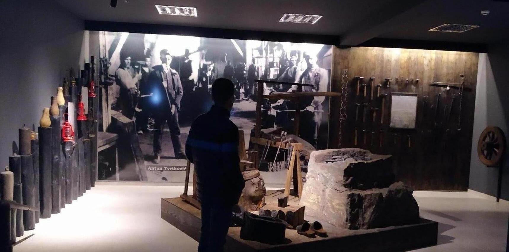 Muzej Franjevačkog samostana u Kreševu: “De re metallica” – čuvana i sačuvana knjiga u svijetu kristala i minerala…